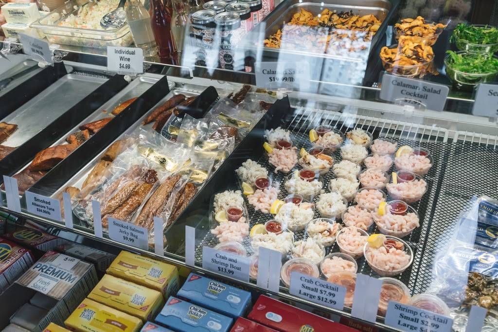 Ecola Seafoods Restaurant & Market | restaurant | 208 N Spruce St, Cannon Beach, OR 97110, USA | 5034369130 OR +1 503-436-9130