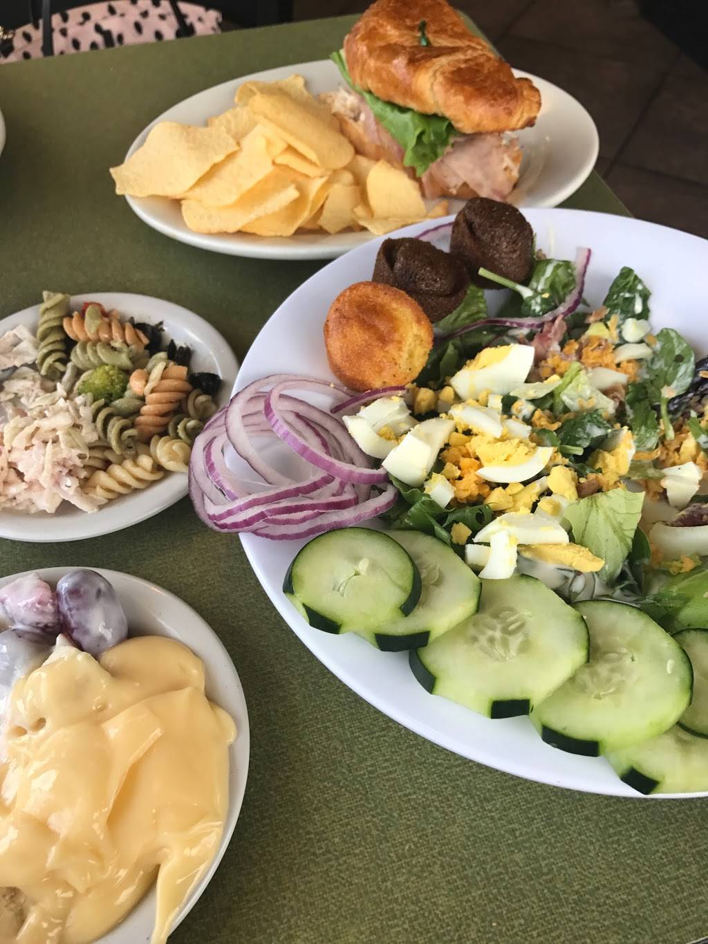 Jasons Deli | restaurant | 1735 Freedom Dr Ste 133, Naperville, IL 60563, USA | 6309551179 OR +1 630-955-1179