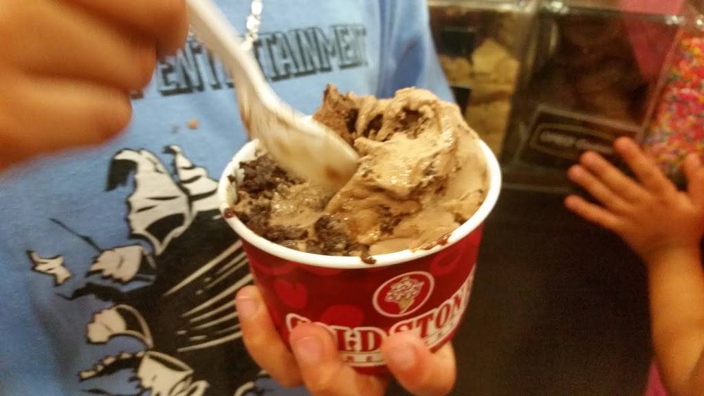 Cold Stone Creamery Canton | bakery | 2500 Boston St Ste 102, Baltimore, MD 21224, USA | 4105220353 OR +1 410-522-0353