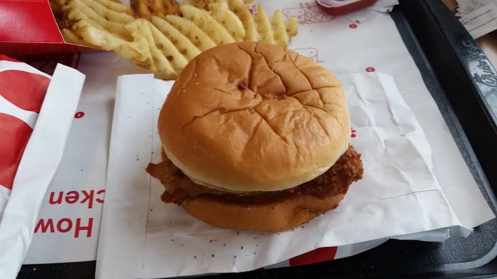 Chick-fil-A | restaurant | 3711 U.S. Hwy 280, Phenix City, AL 36867, USA | 3342145599 OR +1 334-214-5599