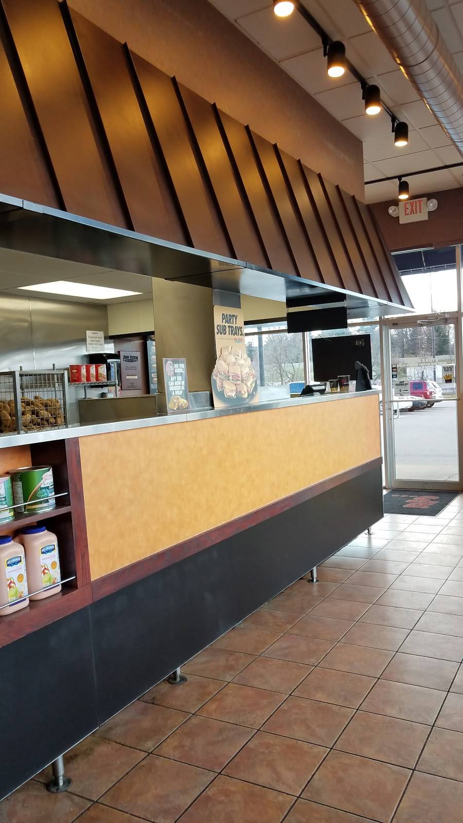 Penn Station East Coast Subs | meal takeaway | 1111 Barret Blvd H, Henderson, KY 42420, USA | 2708267361 OR +1 270-826-7361