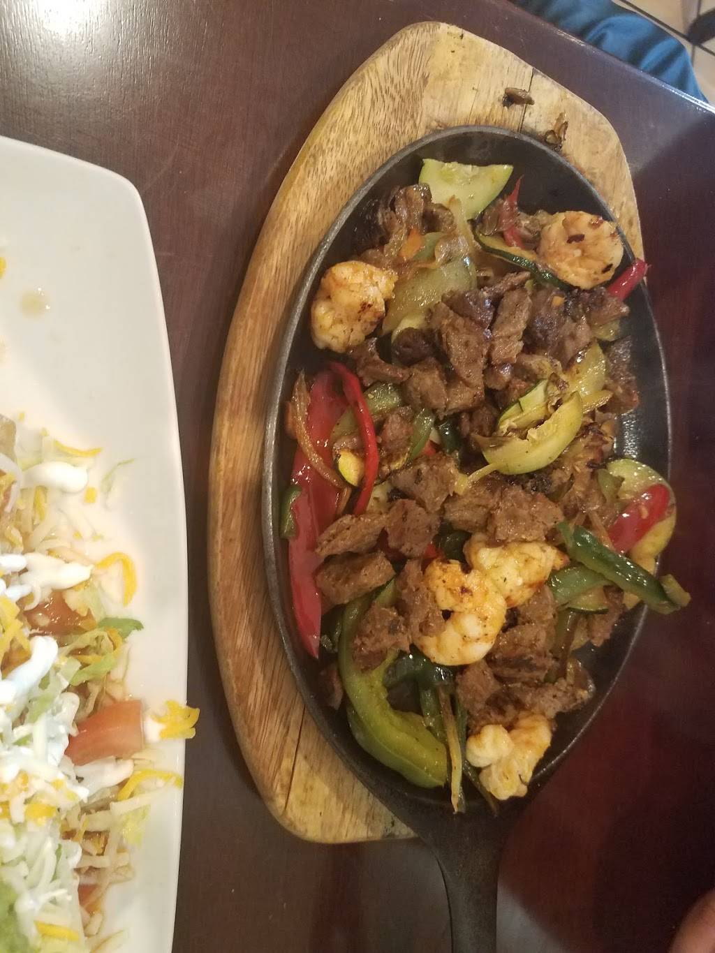 Rudys Mexican Restaurant | restaurant | 234 E Hwy 246, Buellton, CA 93427, USA | 8056865268 OR +1 805-686-5268