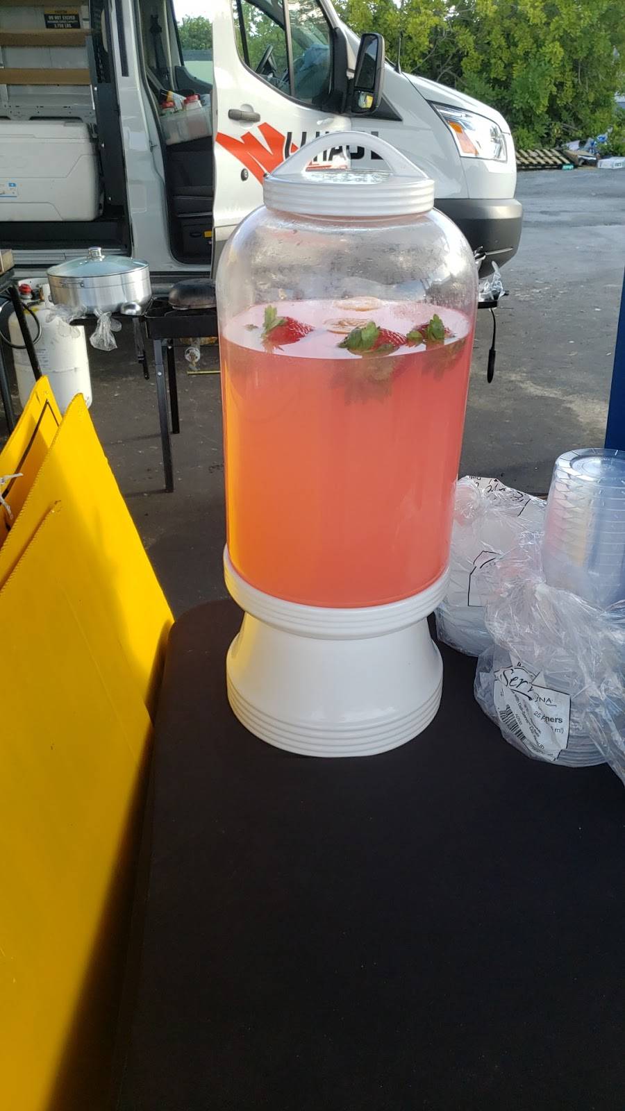 Auntie Rose cafe | restaurant | 2200 NW 79th St, Miami, FL 33147, USA | 7867686244 OR +1 786-768-6244