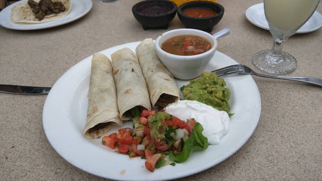 Las Ventanas Restaurant and Cantina | restaurant | 14555 Grisby Rd, Houston, TX 77079, USA | 2817526990 OR +1 281-752-6990