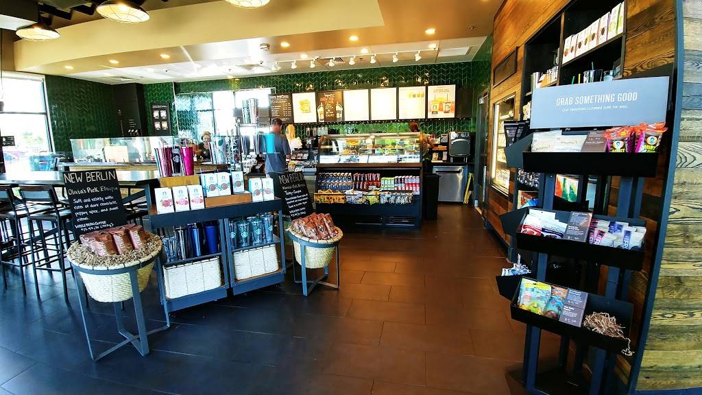 Starbucks | cafe | 15550 W National Ave, New Berlin, WI 53151, USA | 2629389117 OR +1 262-938-9117
