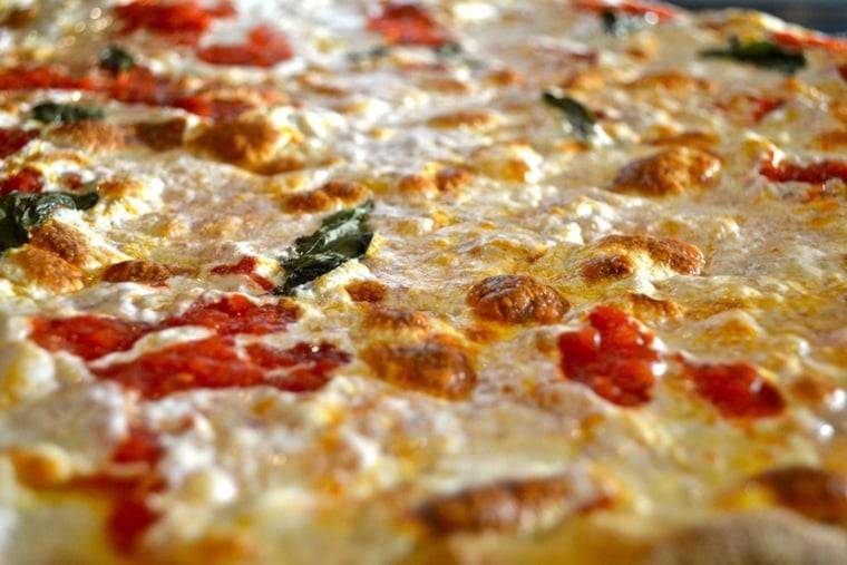 Saporito Pizza | meal takeaway | 896 Huguenot Ave, Staten Island, NY 10312, USA | 7182276300 OR +1 718-227-6300