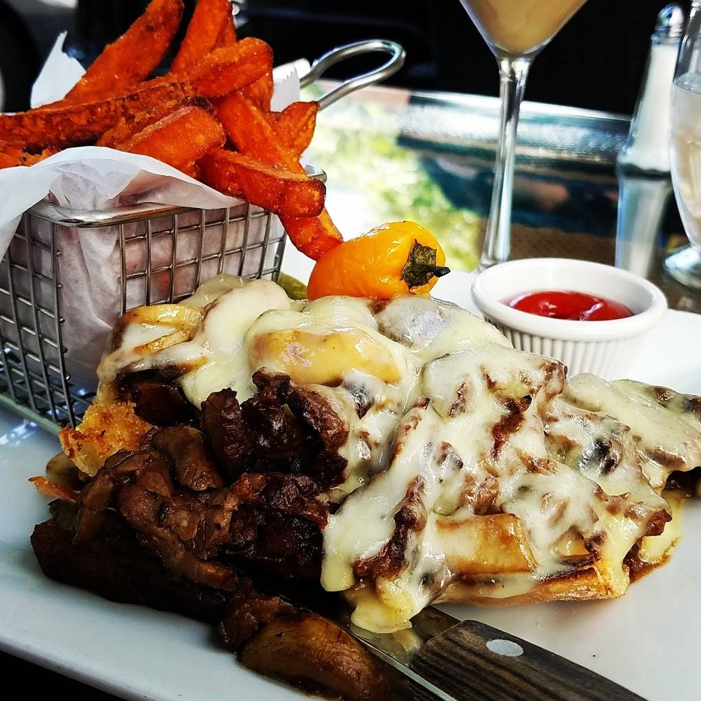 Stage Restaurant | restaurant | 30 Central Square, Keene, NH 03431, USA | 6033578389 OR +1 603-357-8389