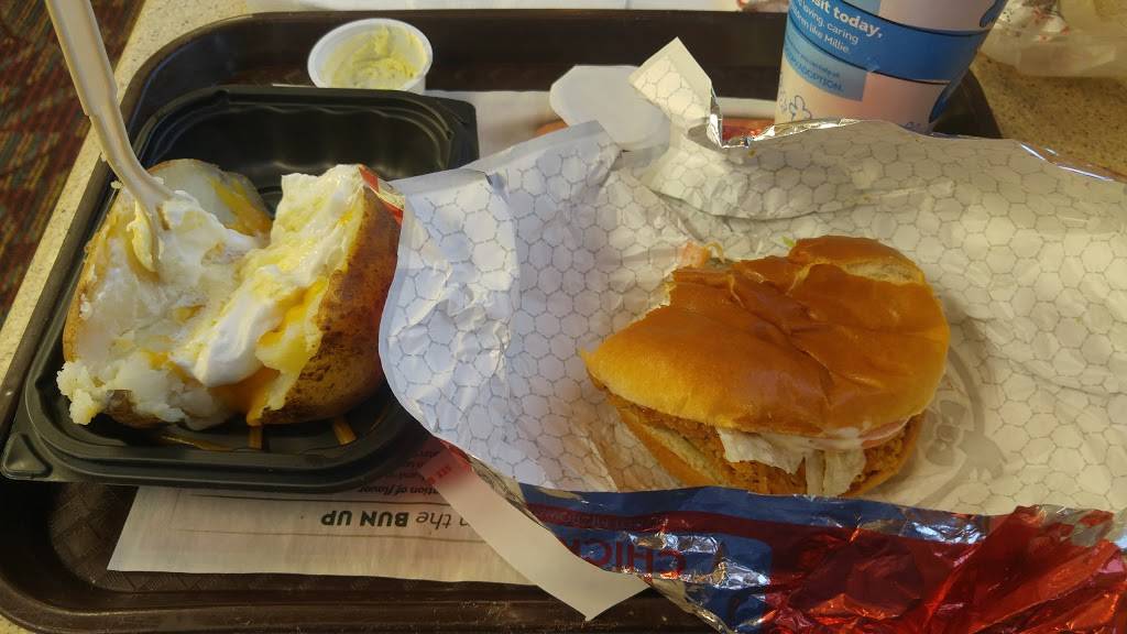 Wendys | restaurant | 978 Breckenridge Ln, Louisville, KY 40207, USA | 5028959847 OR +1 502-895-9847