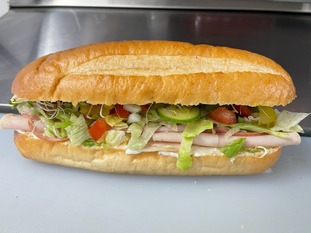 Beach Bowles Deli | restaurant | 2885 Mission Blvd, San Diego, CA 92109, USA | 8582073371 OR +1 858-207-3371