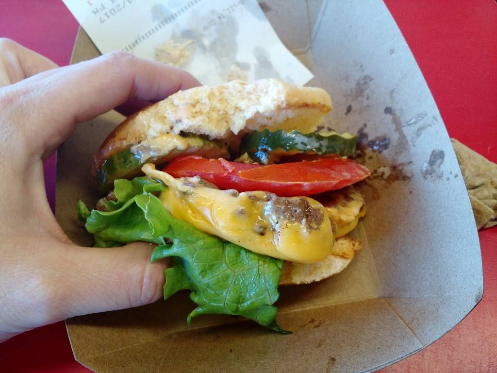 Pier Burger | restaurant | 330 Santa Monica Pier, Santa Monica, CA 90401, USA | 3105872747 OR +1 310-587-2747