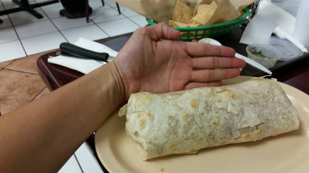 La Bufa | restaurant | 9936 Sierra Ave, Fontana, CA 92335, USA | 9093554588 OR +1 909-355-4588