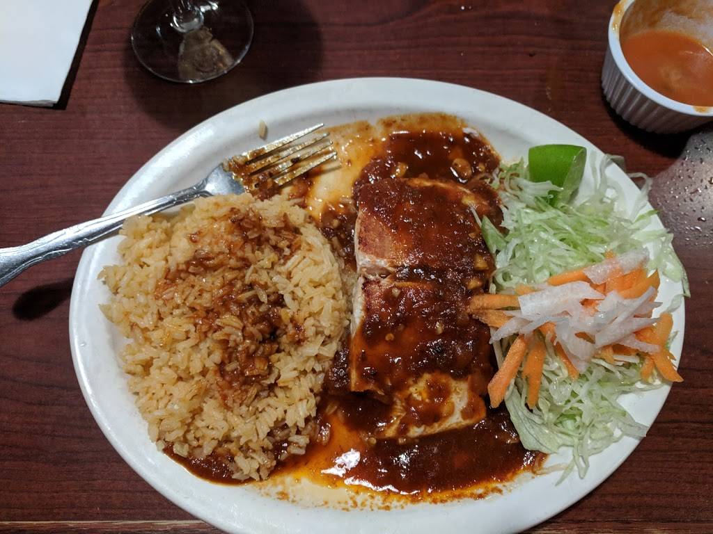 Santa Fe Restaurant | restaurant | 132 E Church St, Sandwich, IL 60548, USA | 8157866737 OR +1 815-786-6737