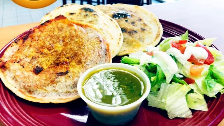 Lulus Place Authentic Mexican Food | restaurant | 5501 Hedge Lane Terrace, Shawnee, KS 66226, USA | 9132586536 OR +1 913-258-6536