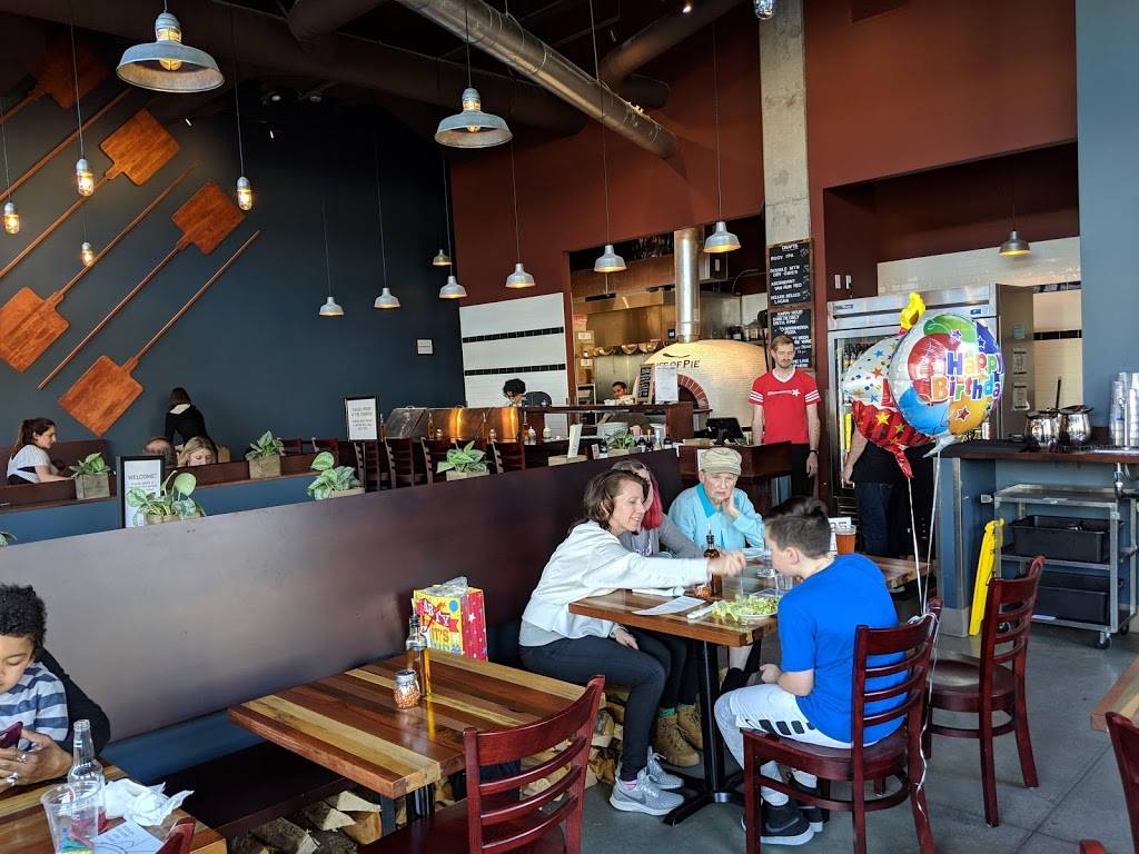 Life of Pie | restaurant | 1765 NW 23rd Ave, Portland, OR 97210, USA | 5038200083 OR +1 503-820-0083