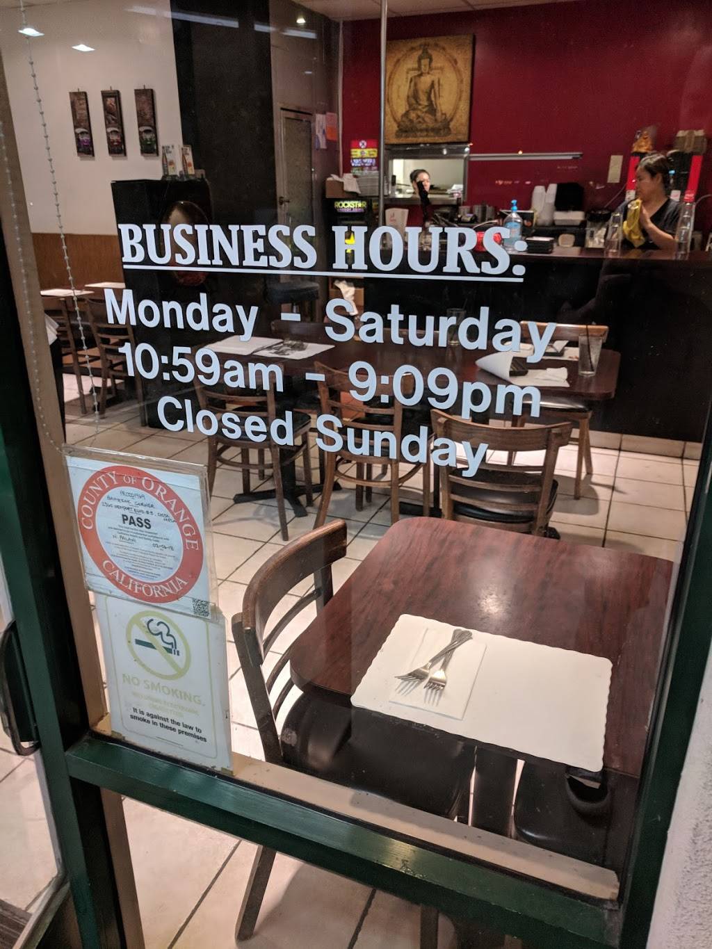 Bangkok Corner | restaurant | 2360 Newport Blvd # B, Costa Mesa, CA 92627, USA | 9495488366 OR +1 949-548-8366