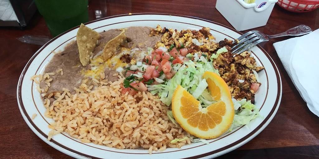 Rosas Kitchen | restaurant | 530 Hacienda Dr, Vista, CA 92081, USA | 7607264274 OR +1 760-726-4274