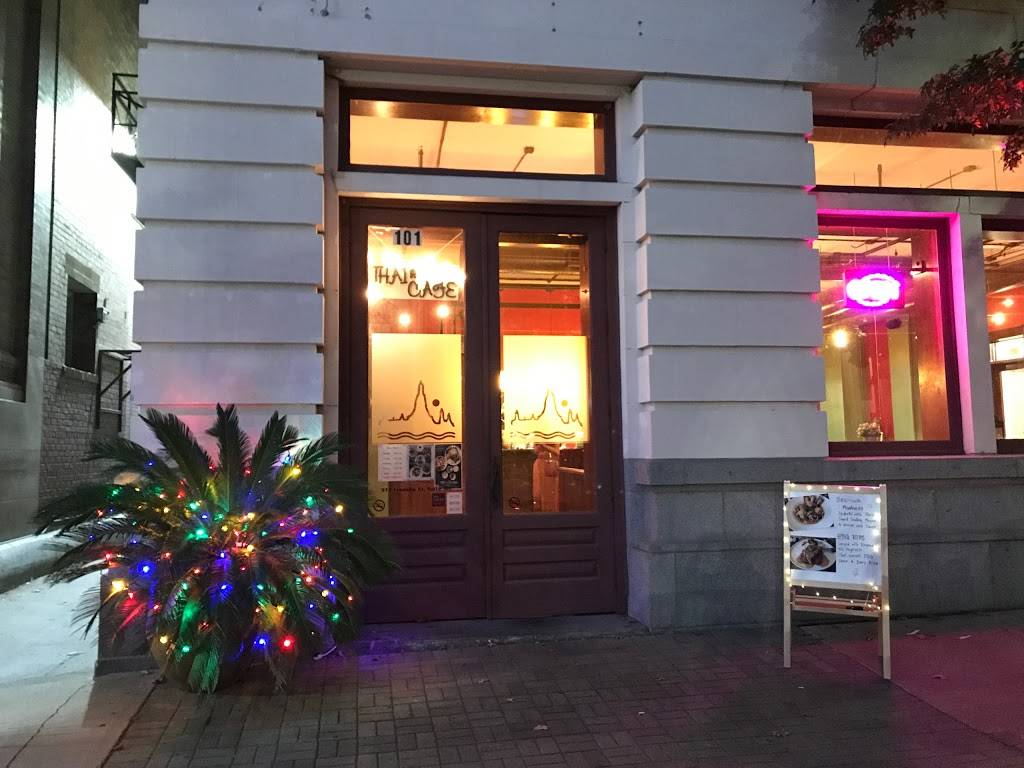 Thai Cafe | restaurant | 917 Franklin St #101, Houston, TX 77002, USA | 7132288424 OR +1 713-228-8424