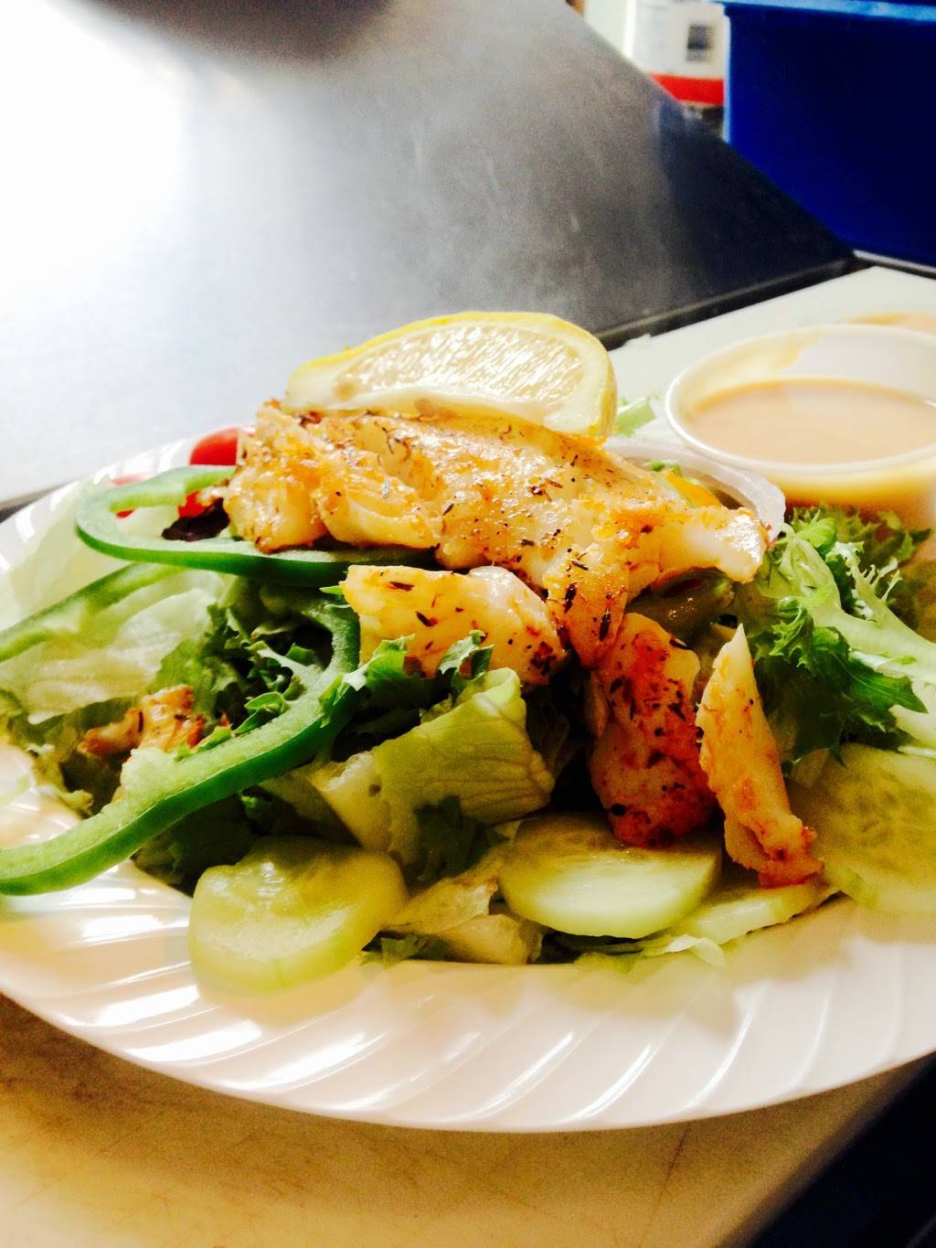 Phat Fish | restaurant | 57 Main St, Plymouth, NH 03264, USA | 6039604757 OR +1 603-960-4757