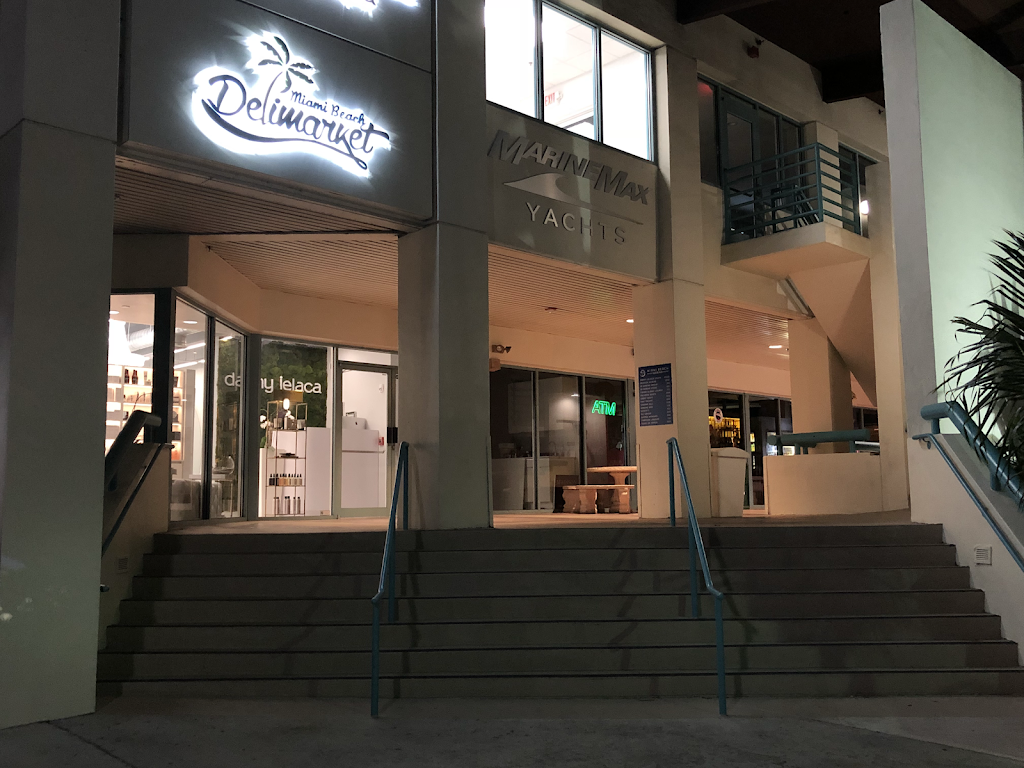 Miami beach deli market | meal takeaway | 300 Alton Rd Suite 100, Miami Beach, FL 33139, USA | 3056748805 OR +1 305-674-8805