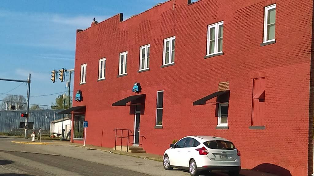 Pizza Villa II | restaurant | 101 E Main St, Jasonville, IN 47438, USA | 8126653959 OR +1 812-665-3959