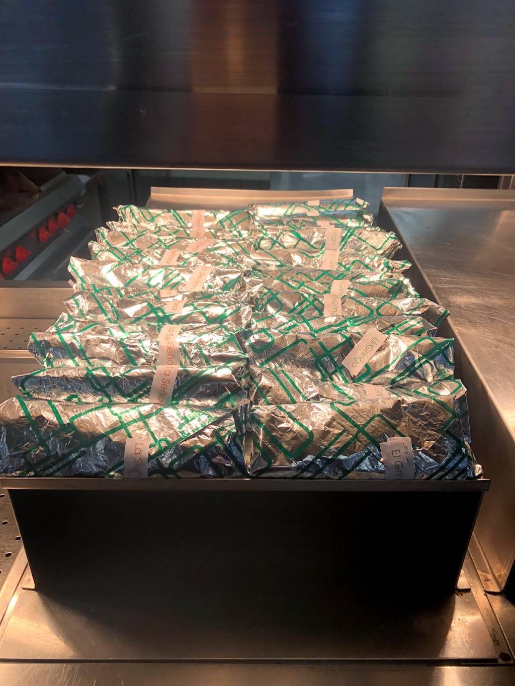 La Chicana | restaurant | 777 44th St SE, Kentwood, MI 49548, USA | 6166085655 OR +1 616-608-5655