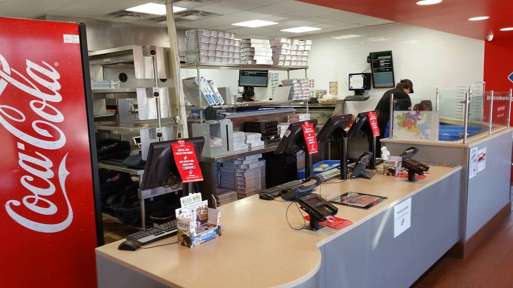 Dominos Pizza | meal delivery | 2442 E Thomas Rd, Phoenix, AZ 85016, USA | 6029576677 OR +1 602-957-6677