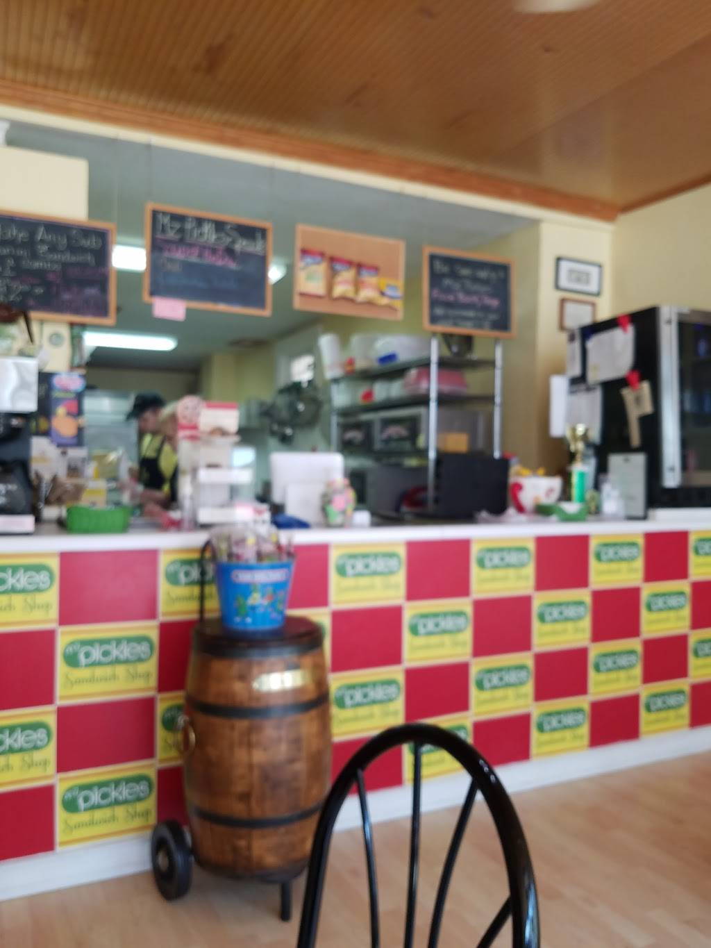 M Z Pickles Gourmet Sandwiches | meal takeaway | 17 S Main St, Miamisburg, OH 45342, USA | 9378664711 OR +1 937-866-4711