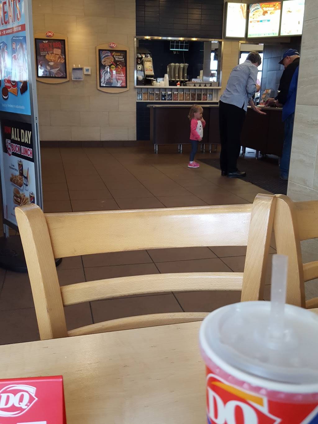 DQ Grill & Chill Restaurant | restaurant | 1260 E 16th St, Dubuque, IA 52001, USA | 5635560586 OR +1 563-556-0586