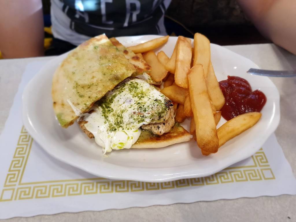 Triple Crown Diner | restaurant | 248-27 Jericho Turnpike, Queens, NY 11426, USA | 7183474600 OR +1 718-347-4600