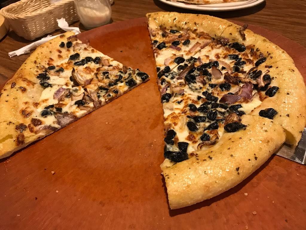 Pizza Hut | restaurant | 3460 Robinhood Rd, Winston-Salem, NC 27106, USA | 3367656019 OR +1 336-765-6019