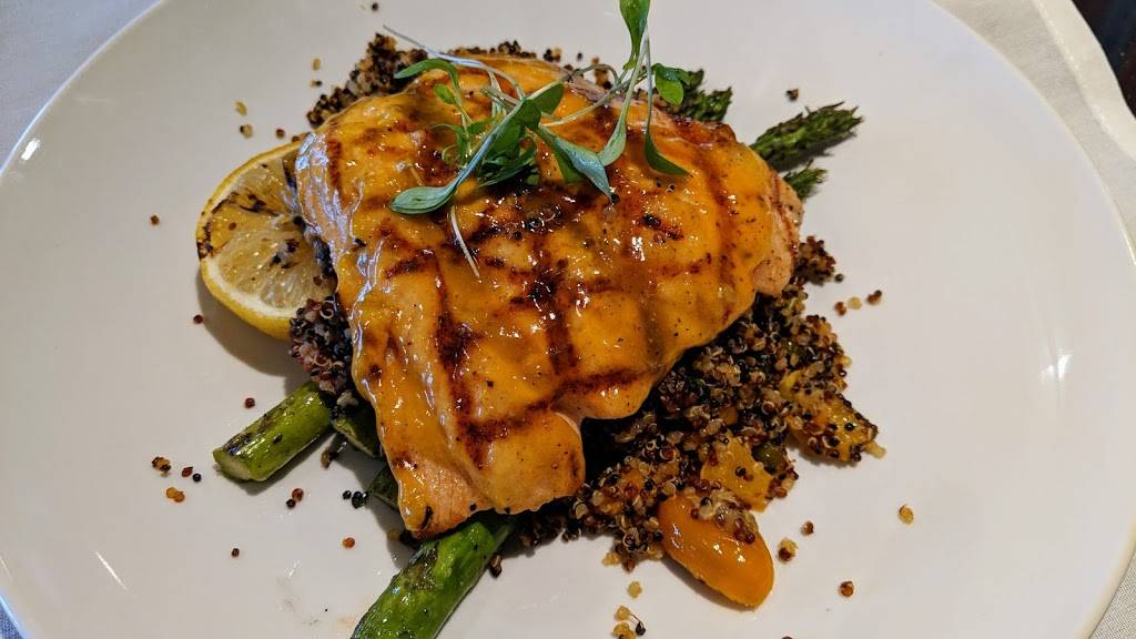 Bakersfield Wood-Fired Grill | restaurant | 330 E Ogden Ave, Westmont, IL 60559, USA | 6305683615 OR +1 630-568-3615