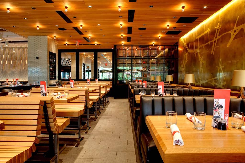 Earls Kitchen + Bar | restaurant | 698 Assembly Row Unit 102, Somerville, MA 02145, USA | 6176661790 OR +1 617-666-1790