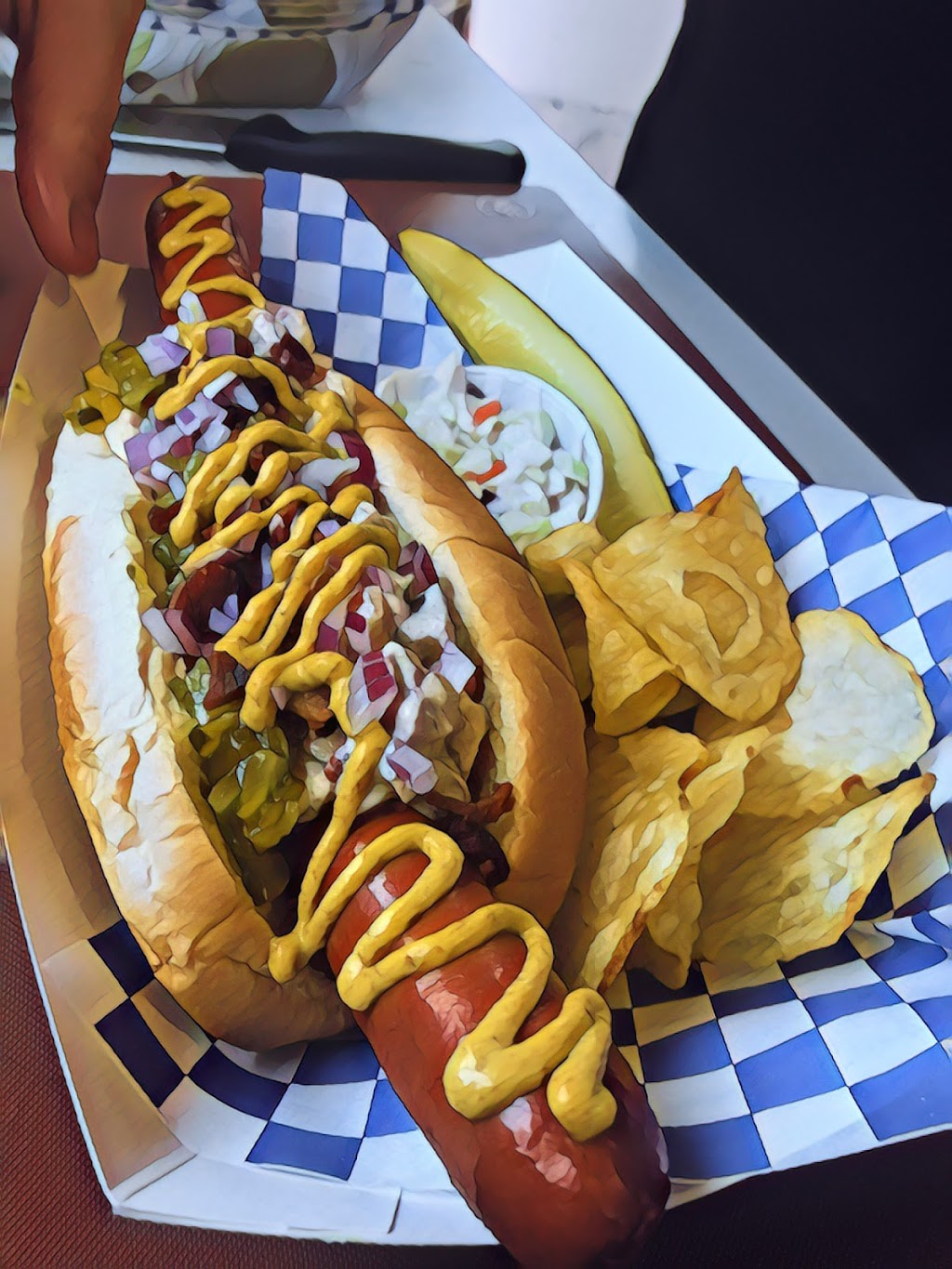 War Memorial Beer Garden | restaurant | 750 N Lincoln Memorial Dr, Milwaukee, WI 53202, USA | 4145347289 OR +1 414-534-7289