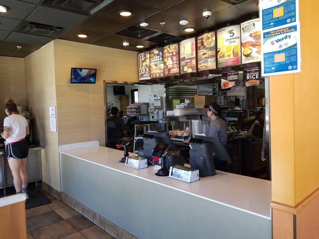 Taco Bell | meal takeaway | 3535 35th Ave, Oakland, CA 94619, USA | 5108420374 OR +1 510-842-0374