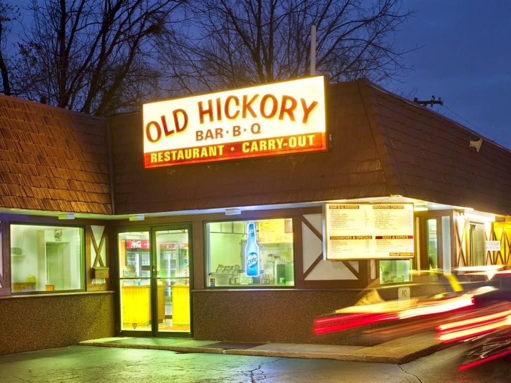 Old Hickory Bar-B-Q Carryout | restaurant | 241 Woodman Dr, Dayton, OH 45431, USA | 9372534065 OR +1 937-253-4065