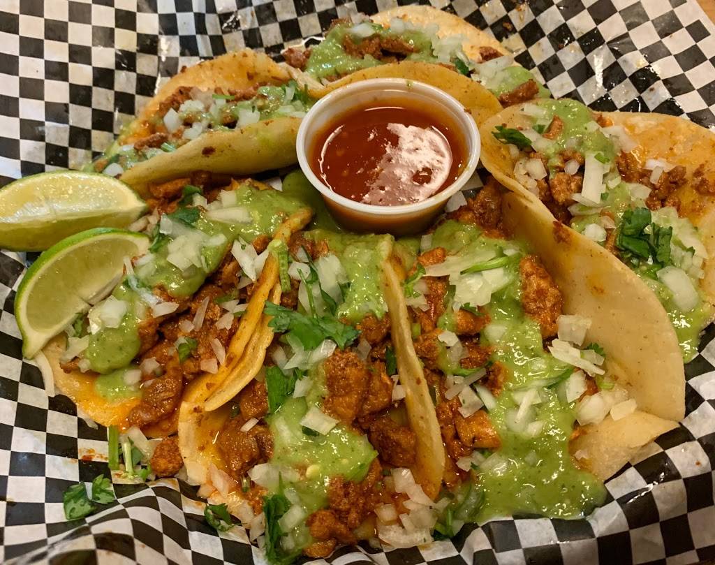 House of Rock | restaurant | 931 N Resler Dr, El Paso, TX 79912, USA | 9157604111 OR +1 915-760-4111