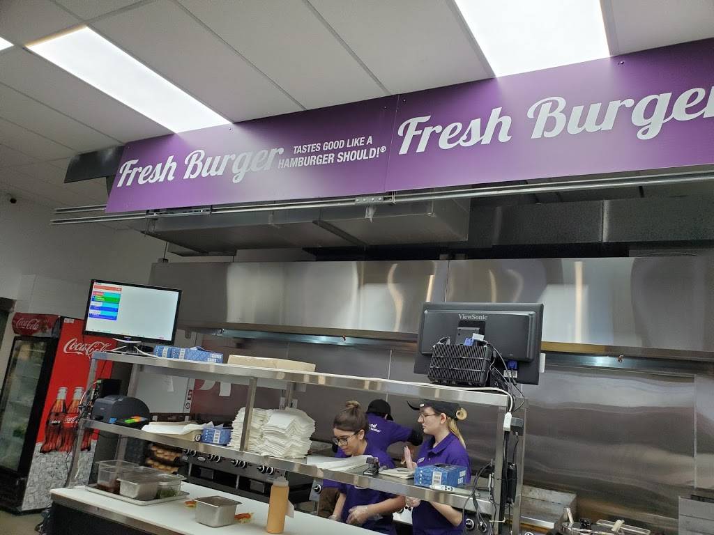 Fresh Burger Airport | restaurant | 6575 Airport Rd, Mississauga, ON L4V 1E5, Canada | 9056785099 OR +1 905-678-5099