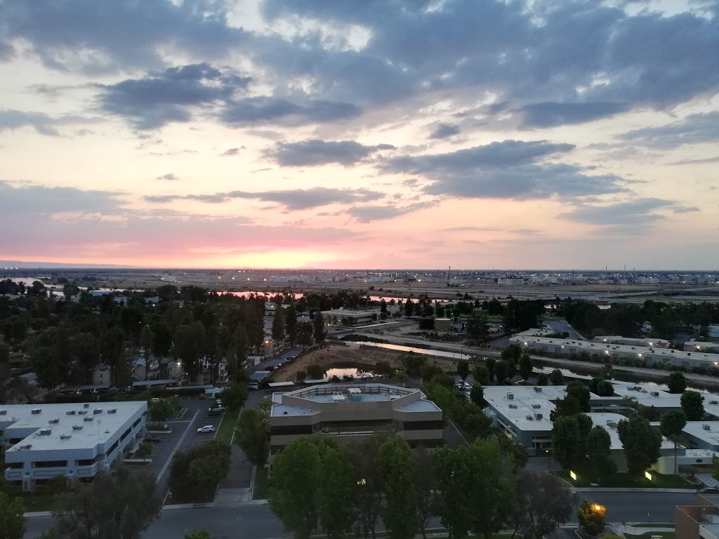 Petroleum Club At Sundale | restaurant | 6218 Sundale Ave, Bakersfield, CA 93309, USA | 6613246561 OR +1 661-324-6561