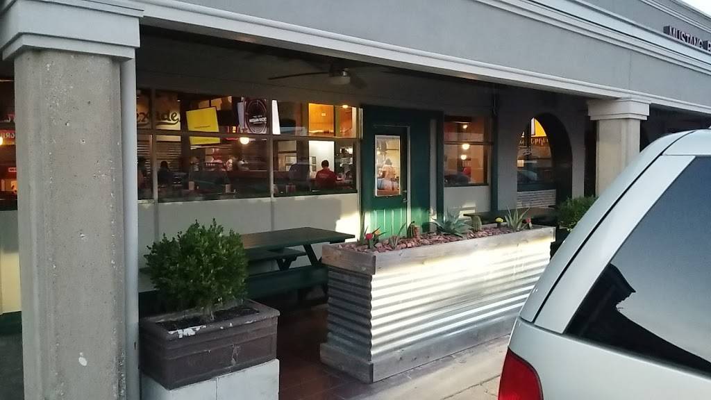 Texadelphia | restaurant | 5500 Greenville Ave #600, Dallas, TX 75206, USA | 2142658044 OR +1 214-265-8044