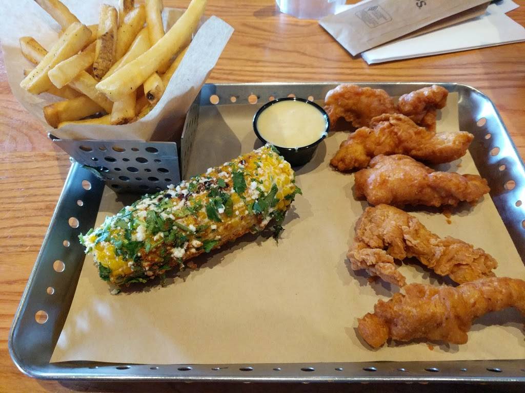 Chilis Grill & Bar | restaurant | 901 W 120th Ave, Denver, CO 80234, USA | 7208722499 OR +1 720-872-2499