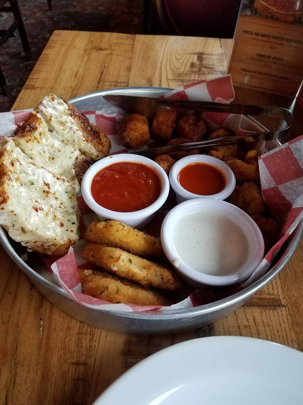 Giordanos | restaurant | 11400 Lincoln Hwy, Mokena, IL 60448, USA | 8158068282 OR +1 815-806-8282