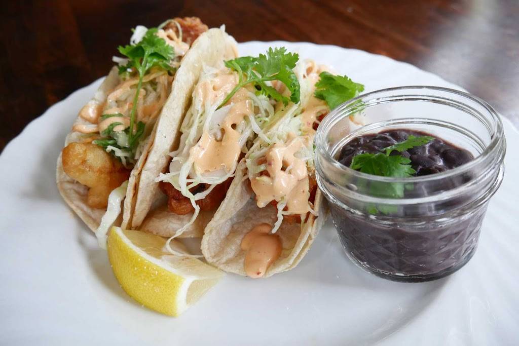 The Stagecoach Tavern | restaurant | 854 S Undermountain Rd, Sheffield, MA 01257, USA | 4132298585 OR +1 413-229-8585