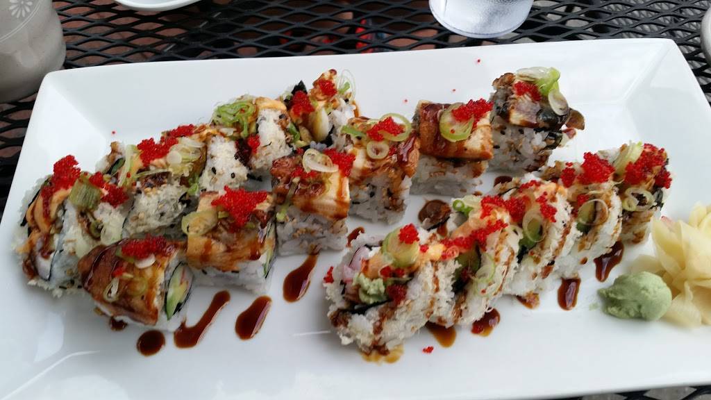 Awabi Sushi Bar | restaurant | 111 S Loudoun St, Winchester, VA 22601, USA | 5406867432 OR +1 540-686-7432