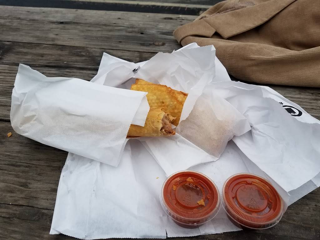 Morrows Taco Treat | restaurant | 74 East Live Oak, Arcadia, CA 91006, USA | 6264459240 OR +1 626-445-9240