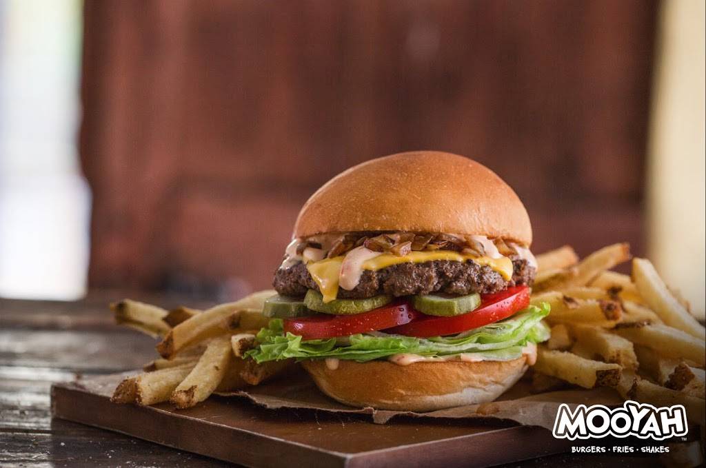 MOOYAH Burgers, Fries & Shakes | restaurant | 7301 Kingston Pike, Knoxville, TN 37919, USA | 8654741641 OR +1 865-474-1641