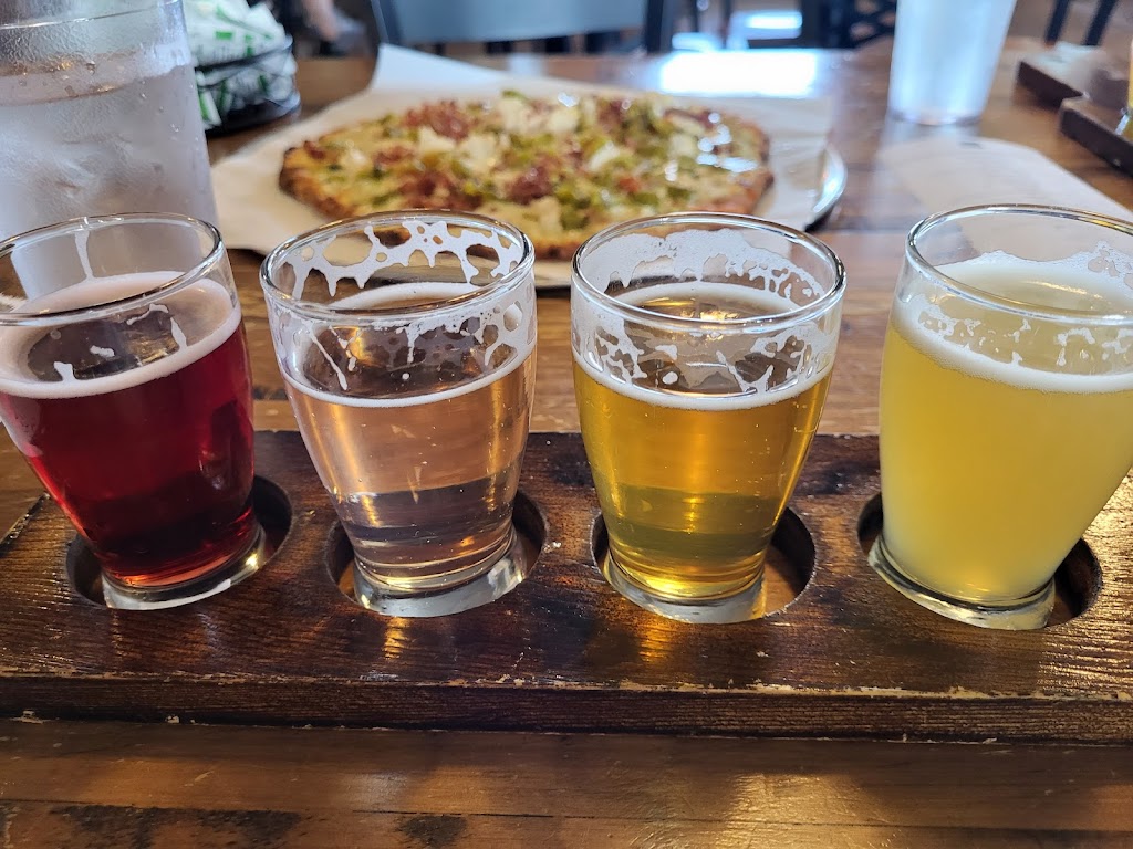 Guadalupe Mountain Brewing Co | restaurant | 3324 National Parks Hwy, Carlsbad, NM 88220, USA | 5758878747 OR +1 575-887-8747