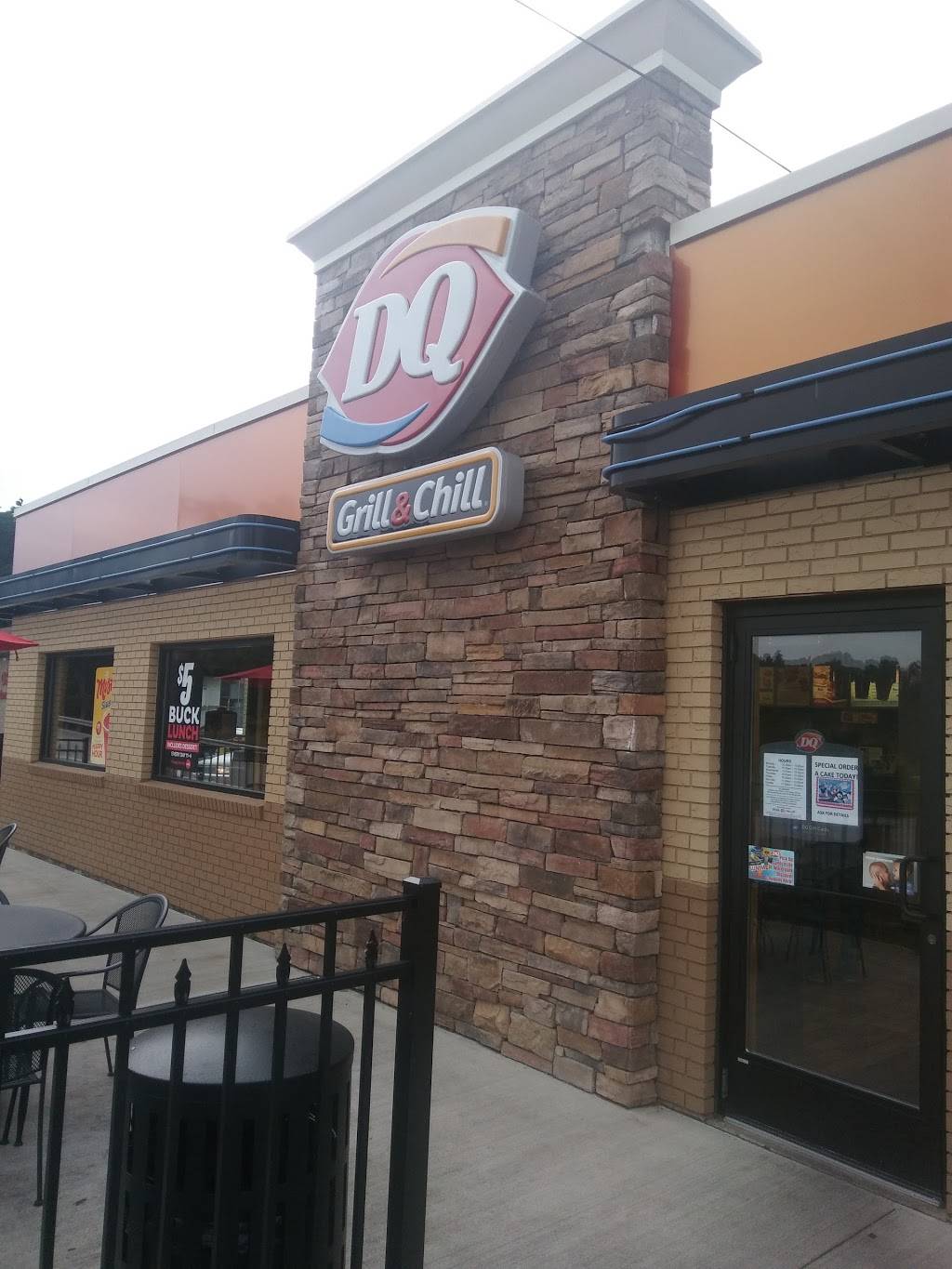 Dairy Queen Grill & Chill | restaurant | 22 PA-88, Charleroi, PA 15022, USA | 7244899222 OR +1 724-489-9222