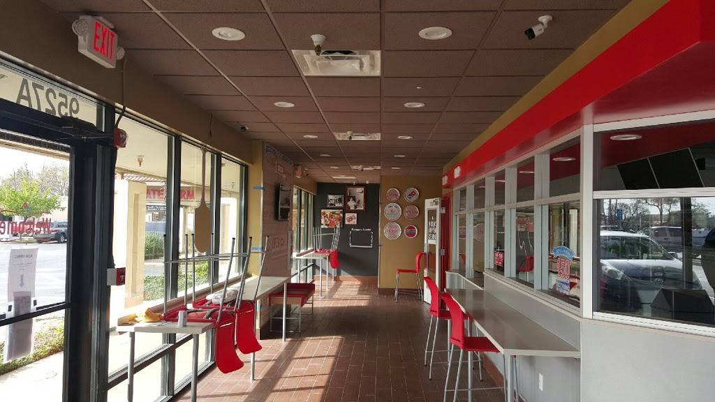 Dominos Pizza | meal delivery | 9527 Folsom Blvd Ste A, Sacramento, CA 95827, USA | 9163302100 OR +1 916-330-2100