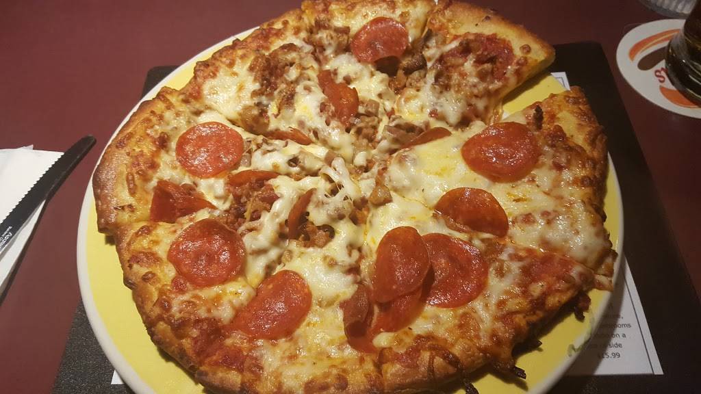 Rockwells | restaurant | 105 Wolfs Ln, Pelham, NY 10803, USA | 9147385881 OR +1 914-738-5881