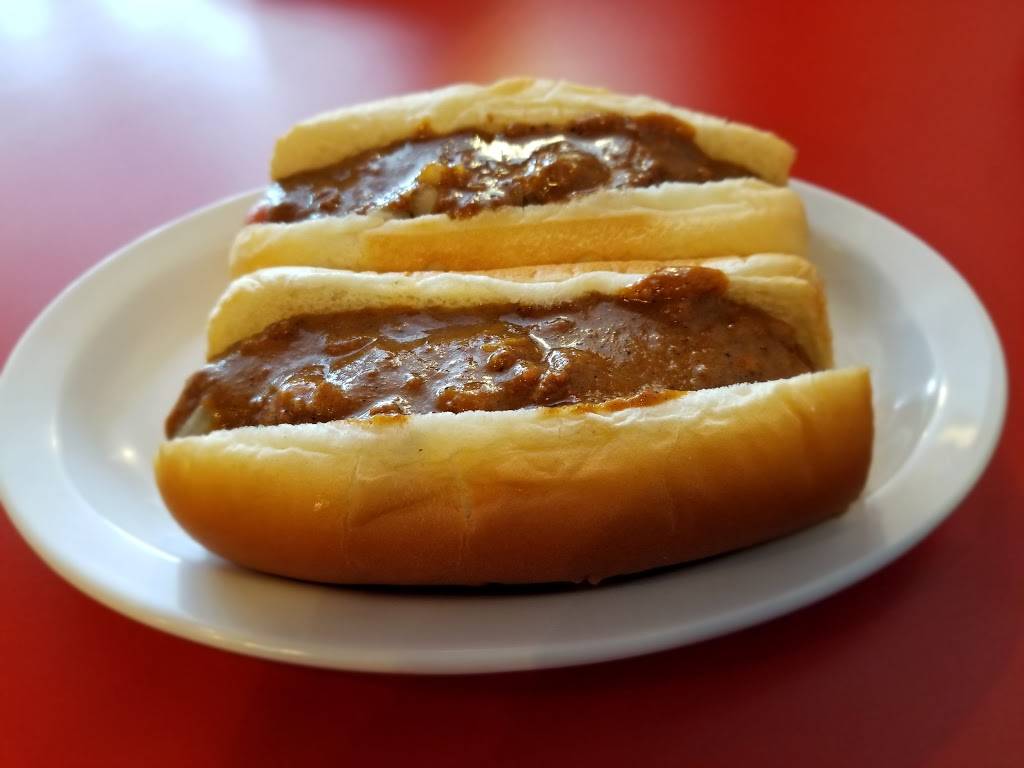 Louies Texas Red Hots | restaurant | 18 Webster St, North Tonawanda, NY 14120, USA | 7166924687 OR +1 716-692-4687